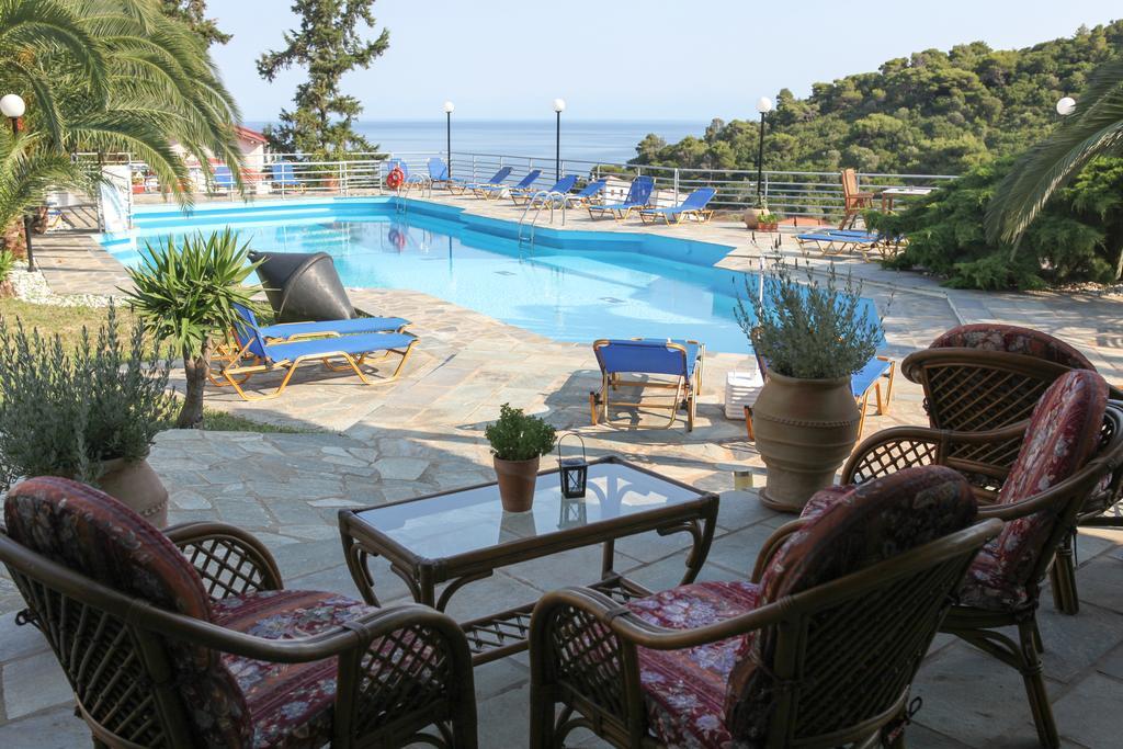 Stafylos Suites & Boutique Hotel エクステリア 写真