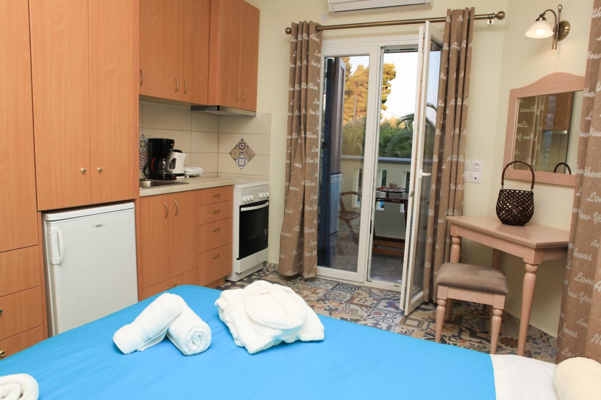 Stafylos Suites & Boutique Hotel エクステリア 写真