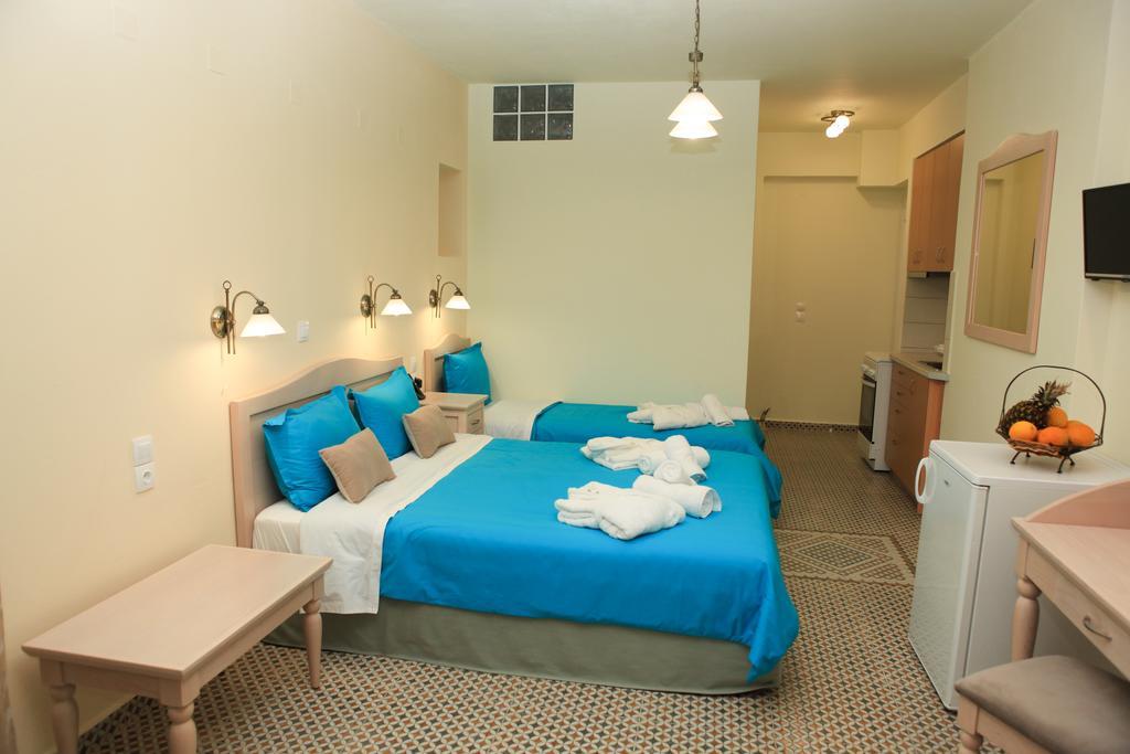 Stafylos Suites & Boutique Hotel エクステリア 写真