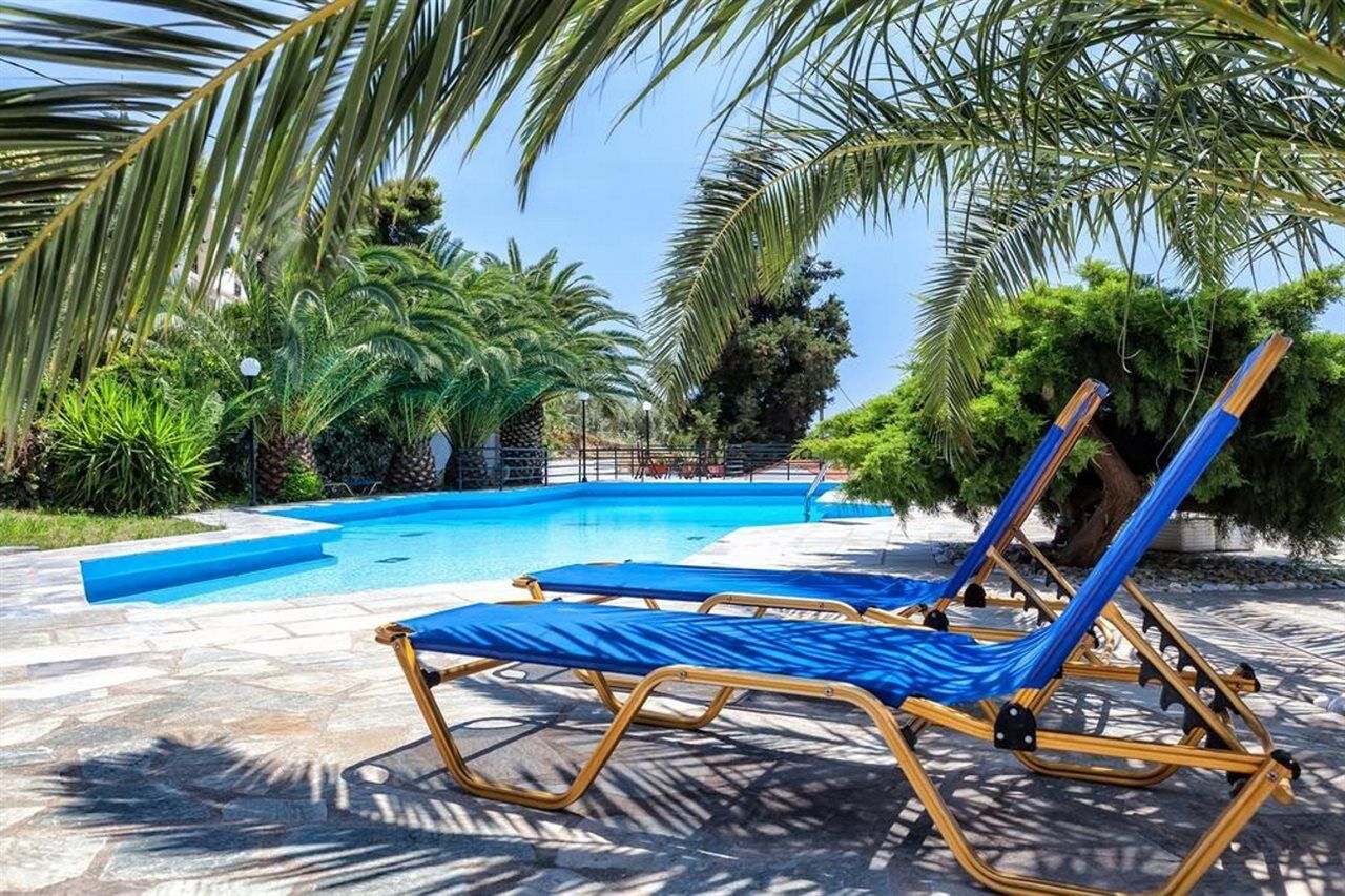 Stafylos Suites & Boutique Hotel エクステリア 写真